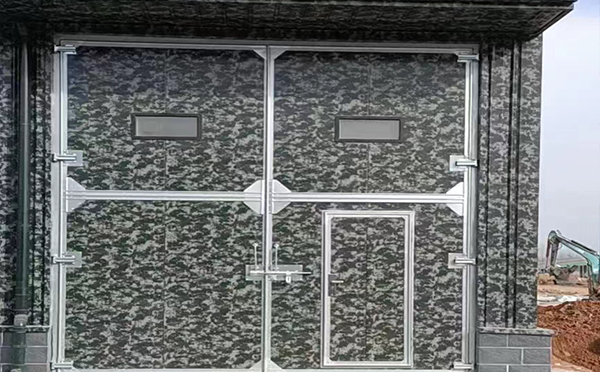 循化工业平开门