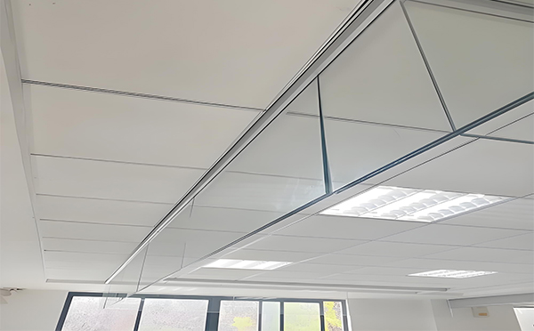 循化玻璃挡烟垂壁