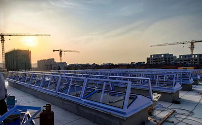 消防循化排烟窗开启角度