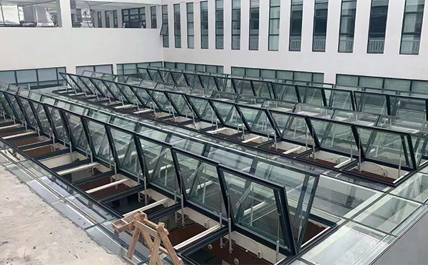 百安科技有限公司近期循化排烟窗项目案例分享 百安科技有限公司近期循化排烟窗项目案例分享