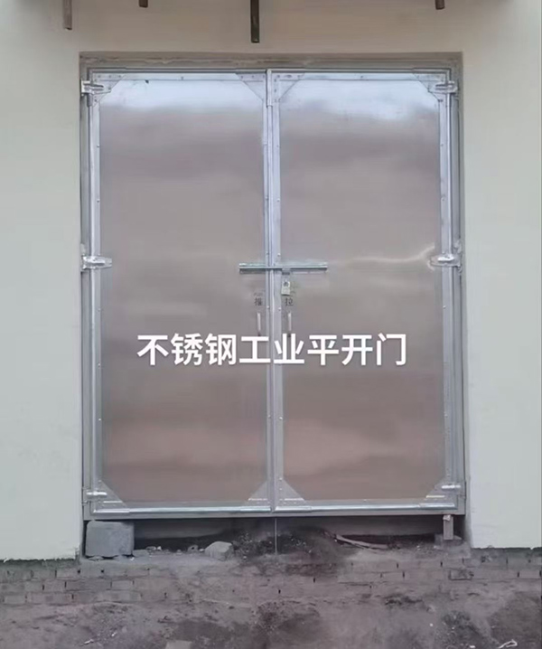 不锈钢循化工业平开门在现代工业场景中的应用实践